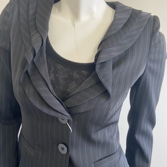 Armani Collezioni suit - Picture 3 of 11
